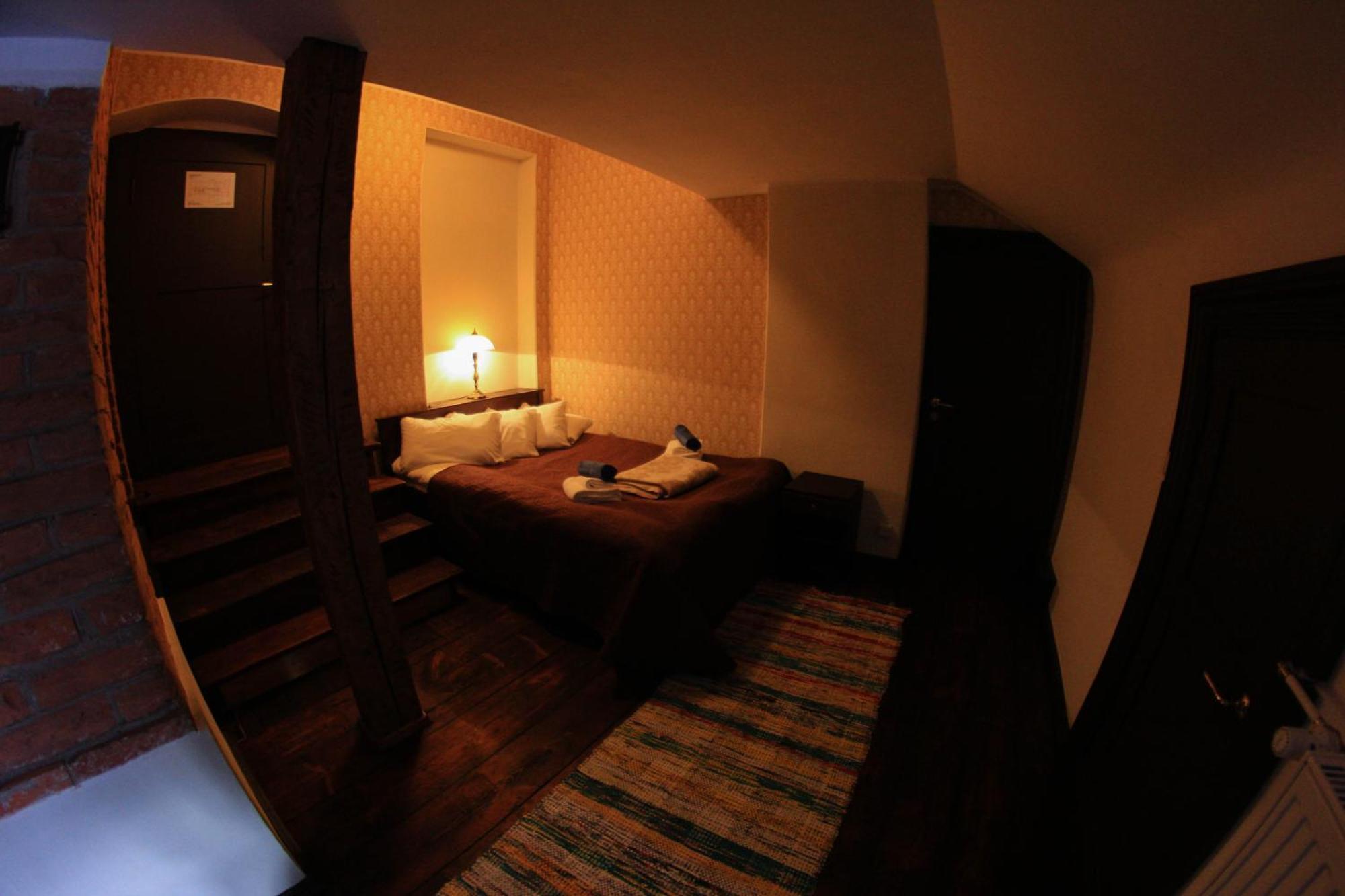 Castle 3*