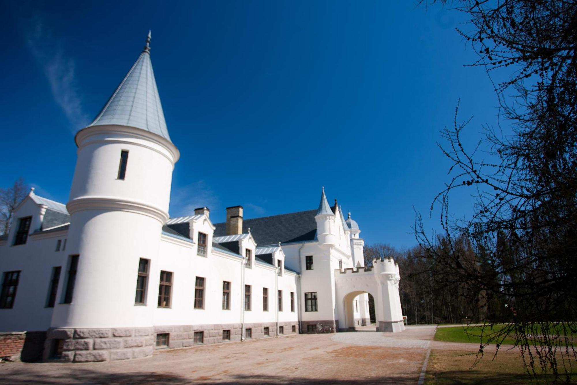 Castle Hotelli Alatskivi